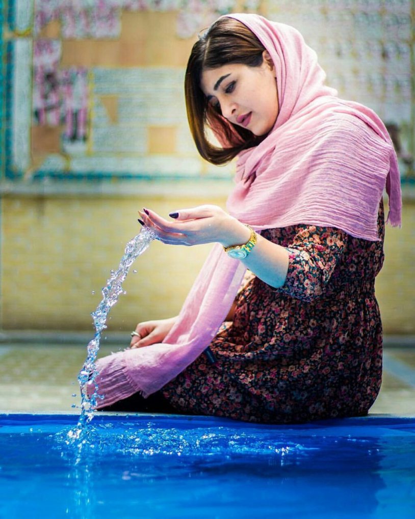 Naked Muslims in hijabs