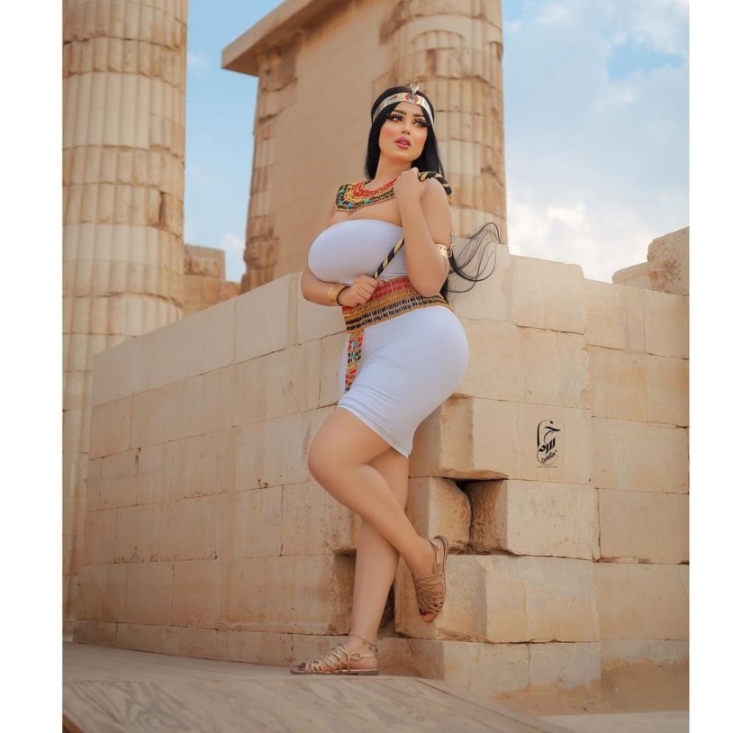 Girls in a hijab in tightening