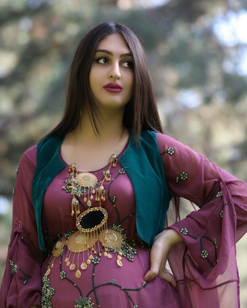 Arab women with a big booty