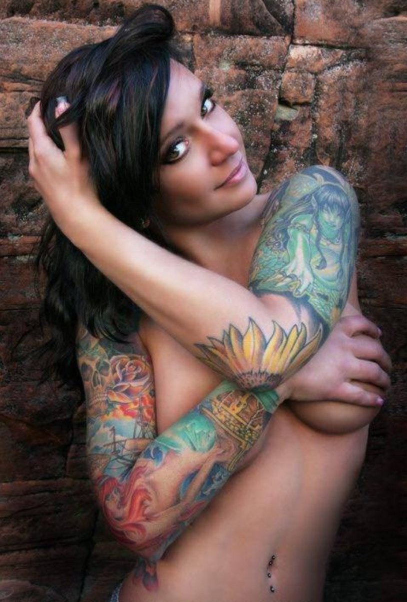 Tattooed girls Private
