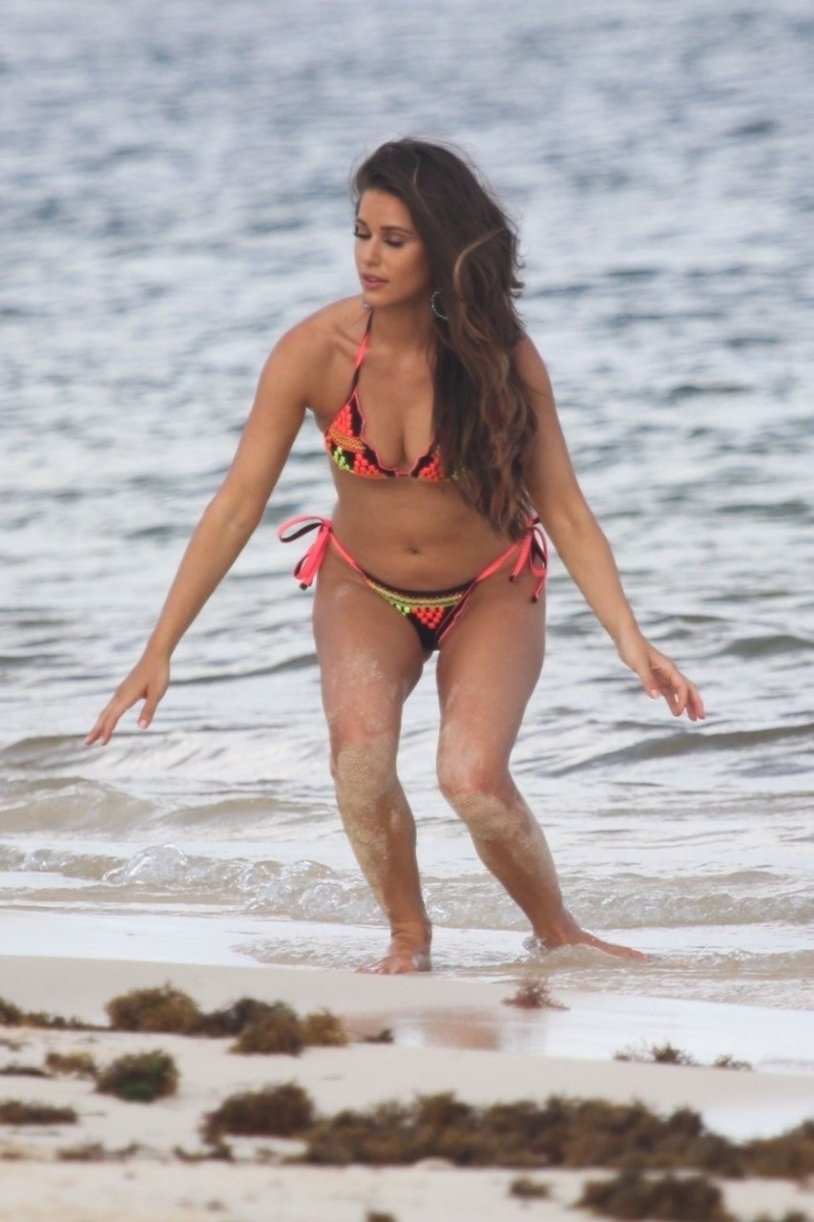 Sarah Rose Summers Sexy