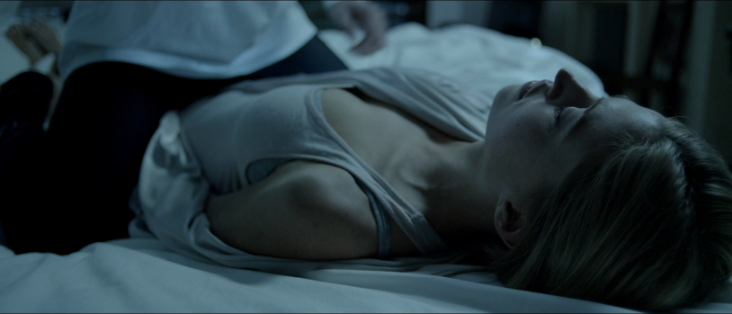 Estella Warren stranger within