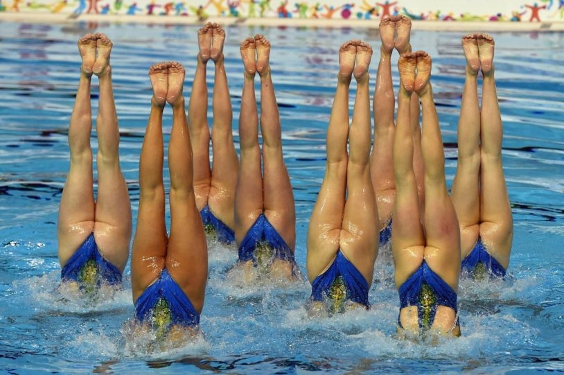 Synchronized swimming swimmer