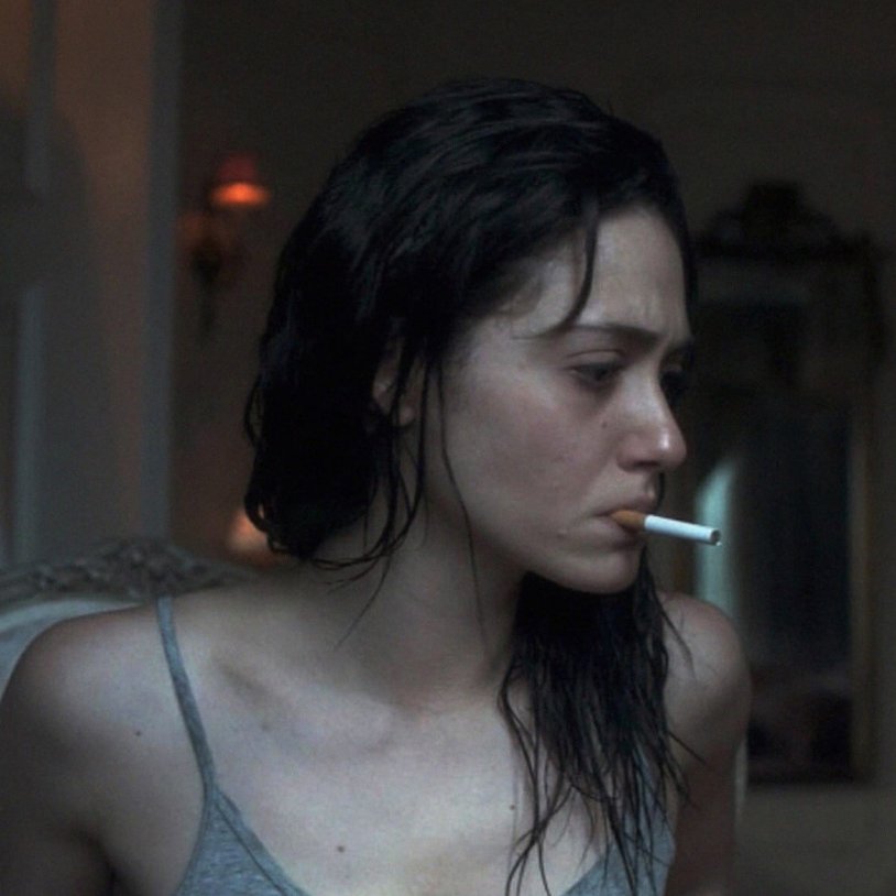 Fiona Gallager smokes