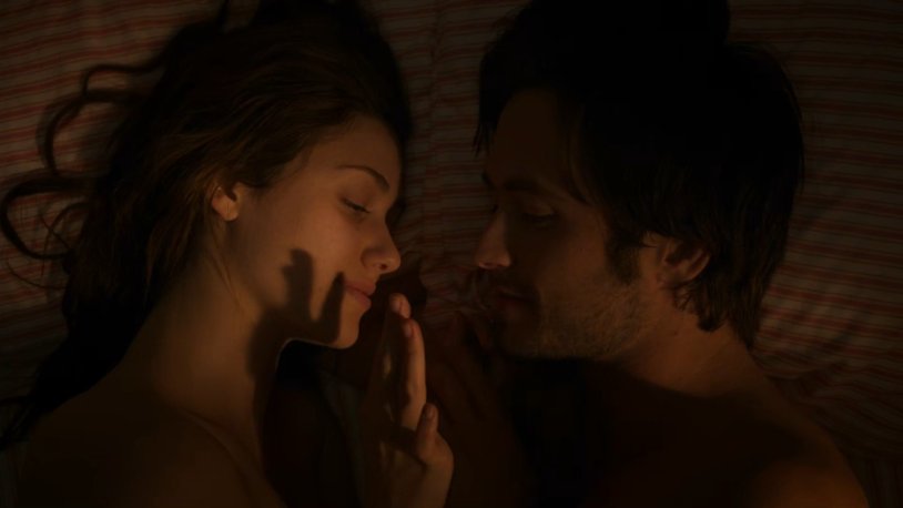 Shameless Fiona and Steve Kiss