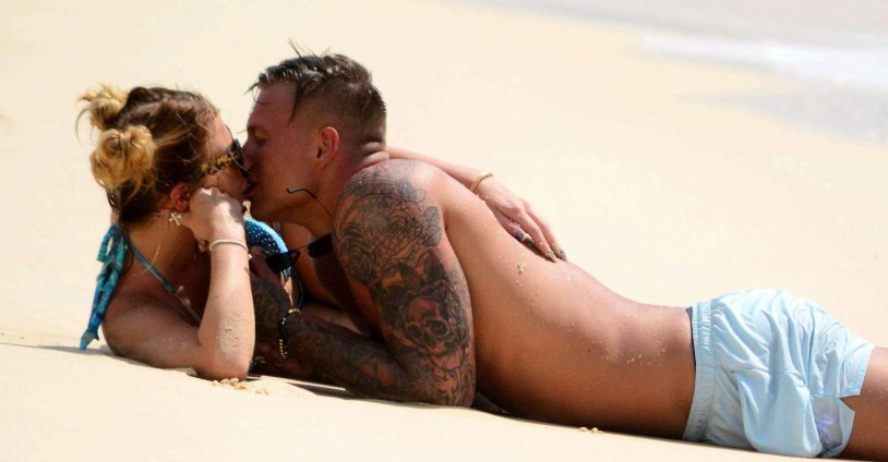 Olivia Nis and old pores