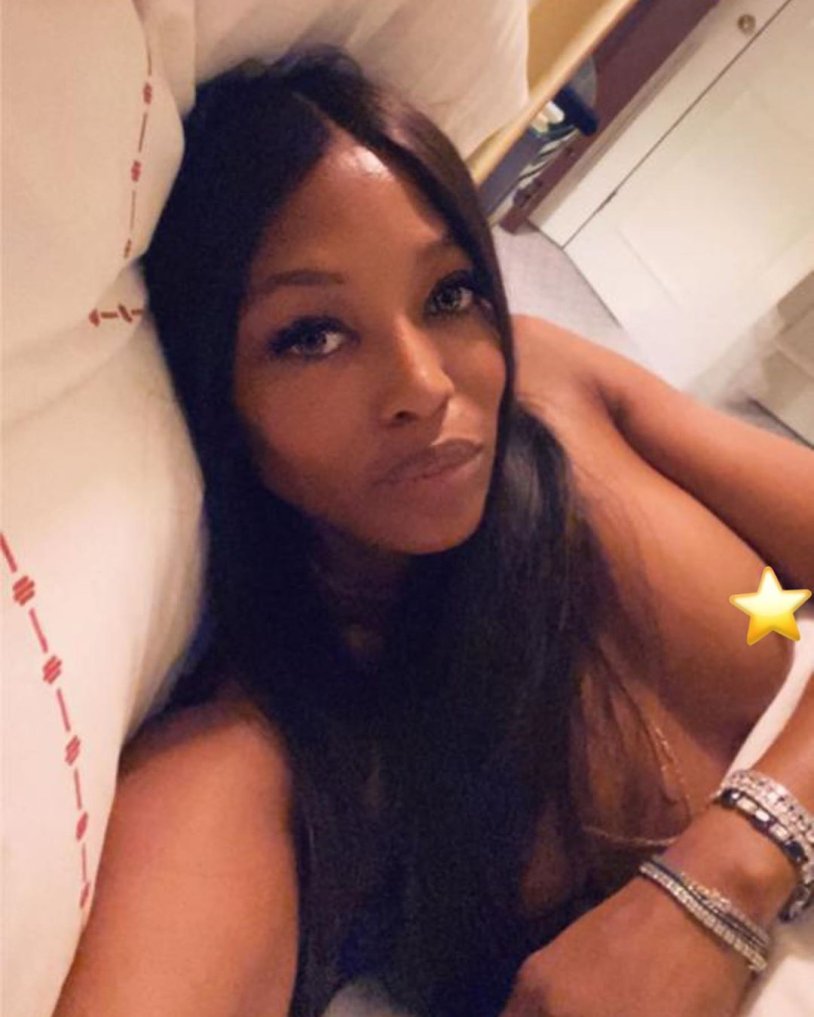Naomi Campbell Selfie