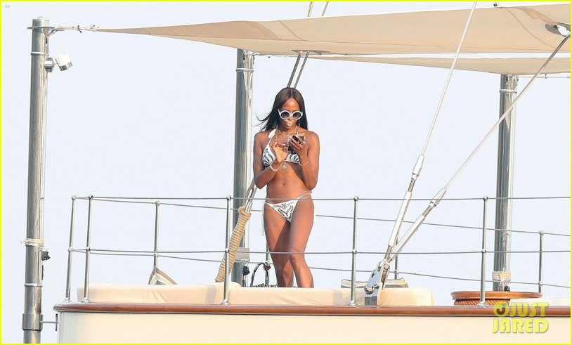 Naomi Campbell photo shoot on a yacht