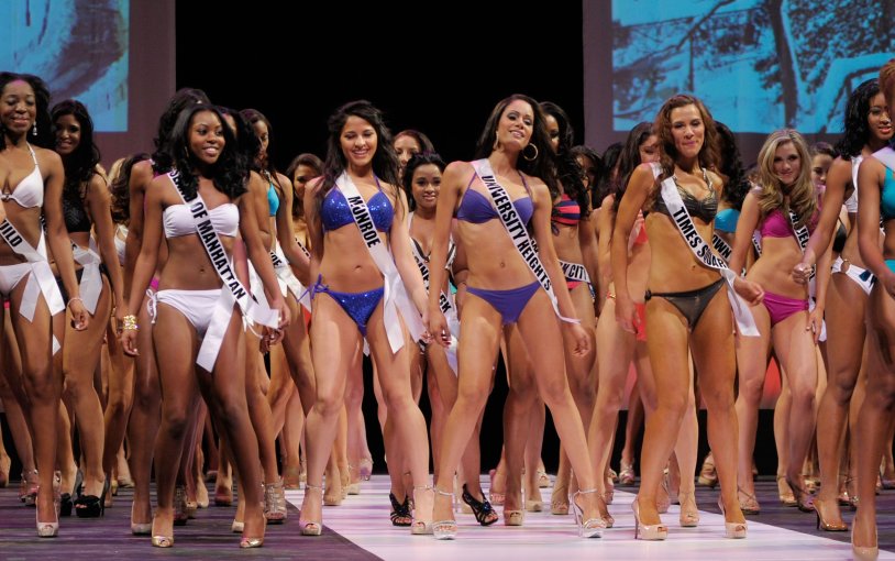 Beauty contest among the girls Naturists