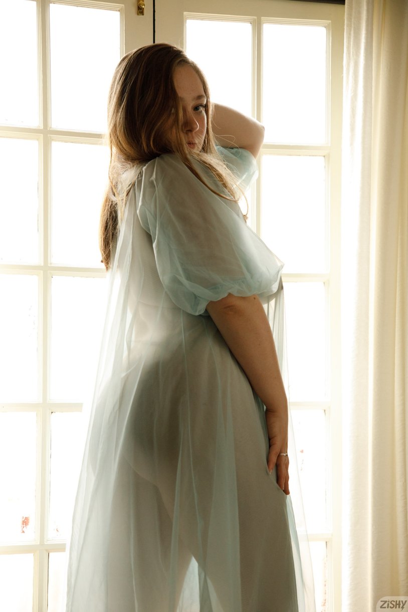 Olivia rose juniper model