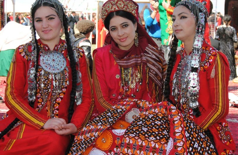 National outfit of the bride of Turkmen