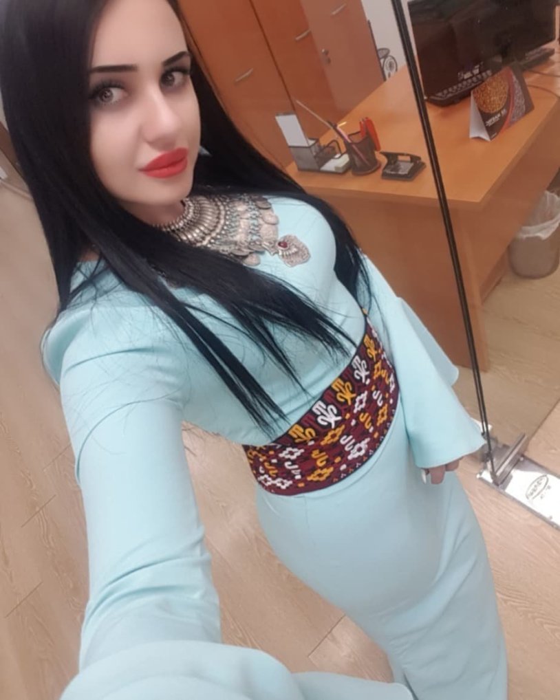 Turkmen Girls Selfie