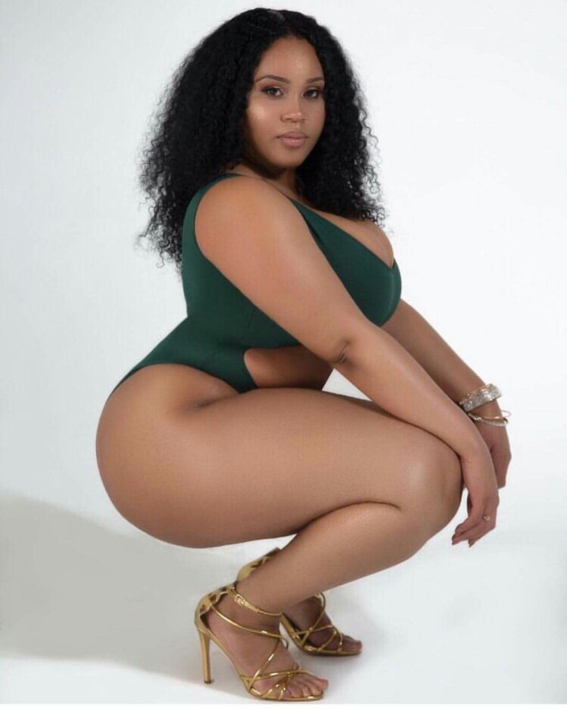 Model Big Black Eboni Naked