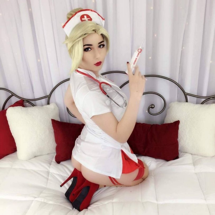 Mercy Cosplay by akemi101xoxo