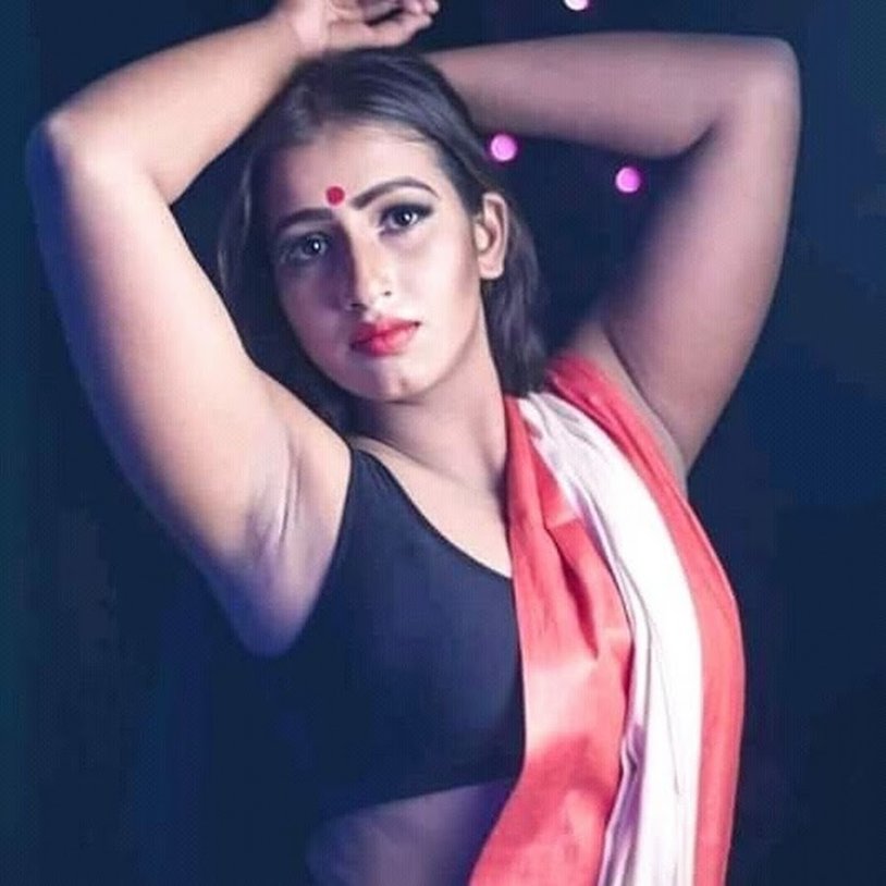 Woman Cut Armpithair