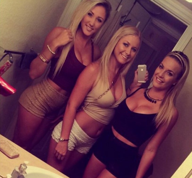 Group selfie Miniyki