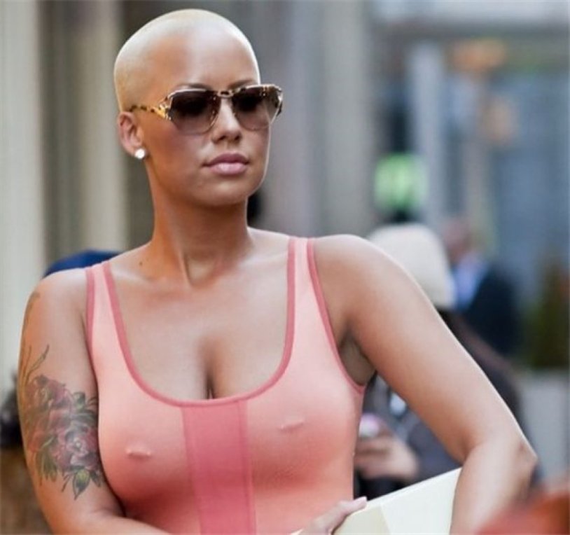 Amber Rose breast