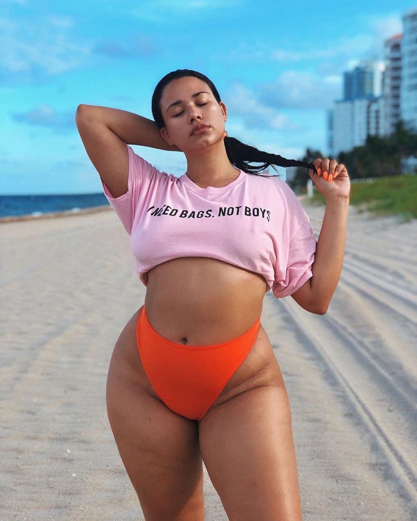 Perfect forms of girls 90 60 90