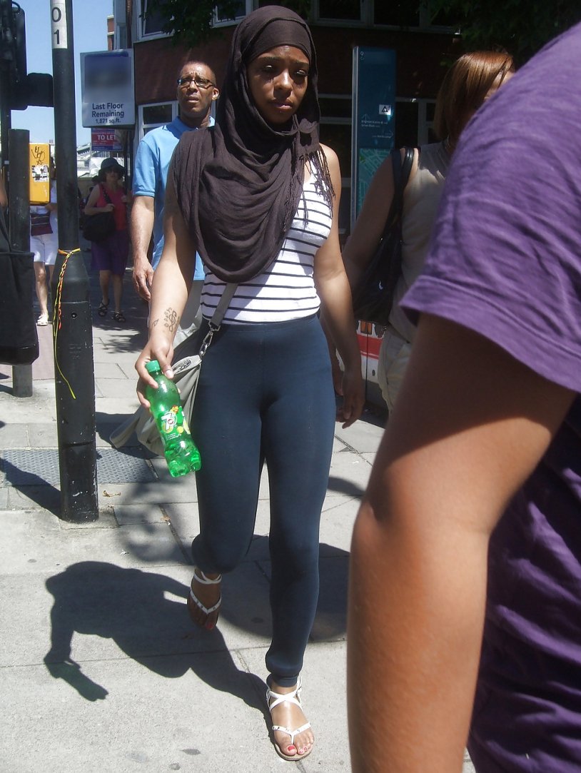 Hijab between the legs private