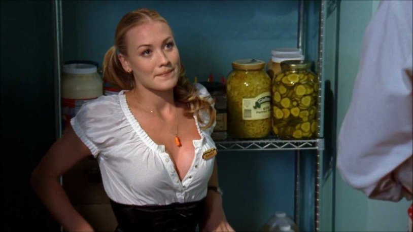 Ivonn Strachovskoy hot dester