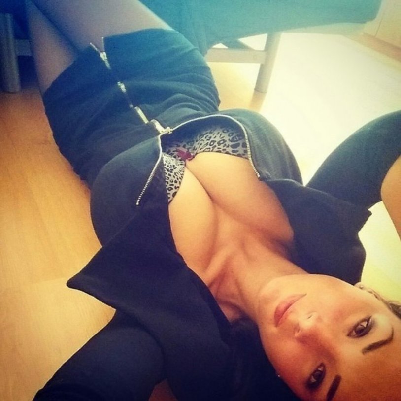 Beautiful girls who are boring at work