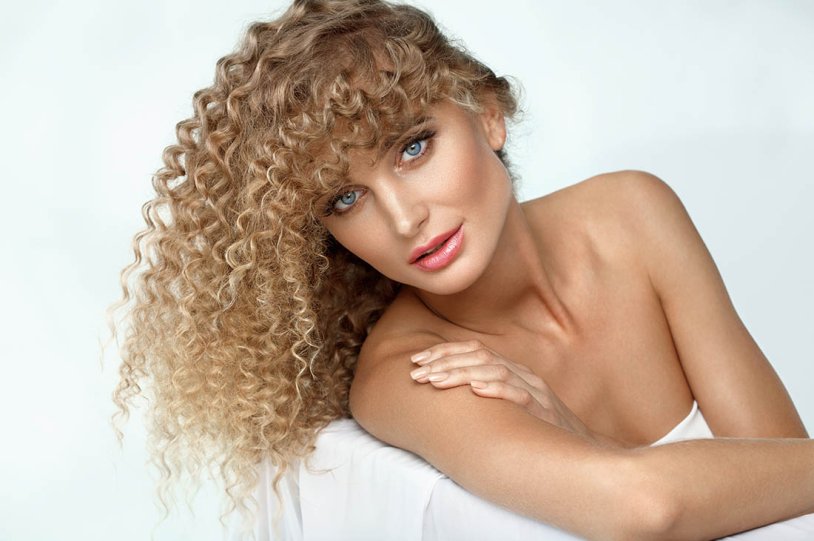 Girl nude curly blonde