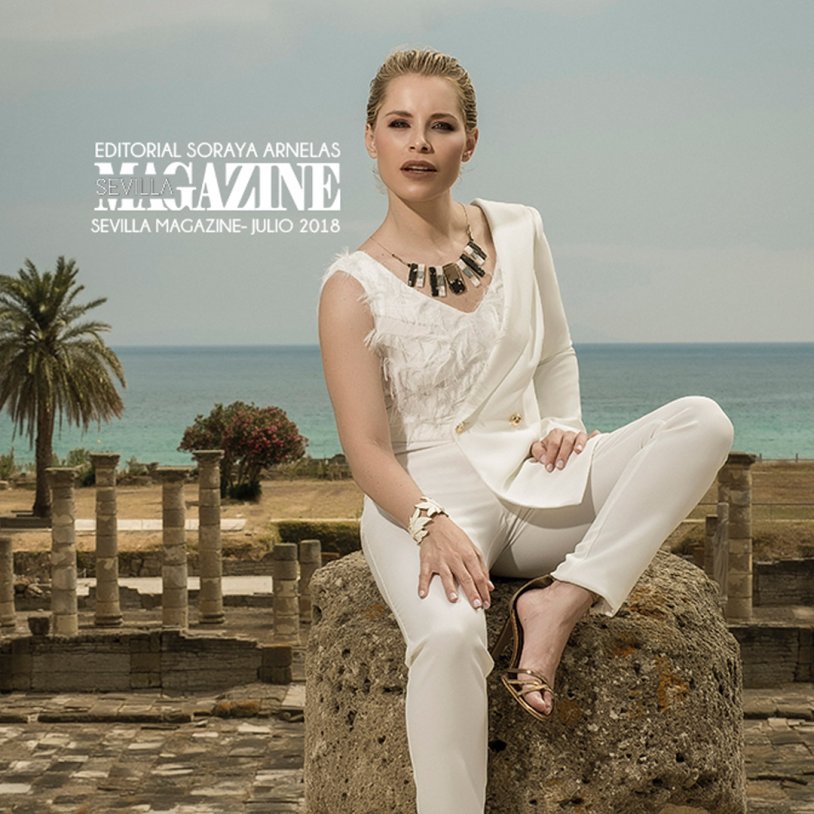 Joraia Arnelas in Bikini