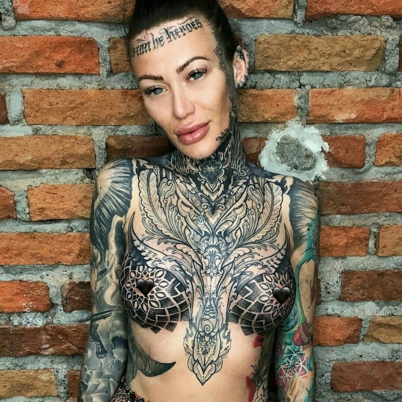 Tattooed women with piercing