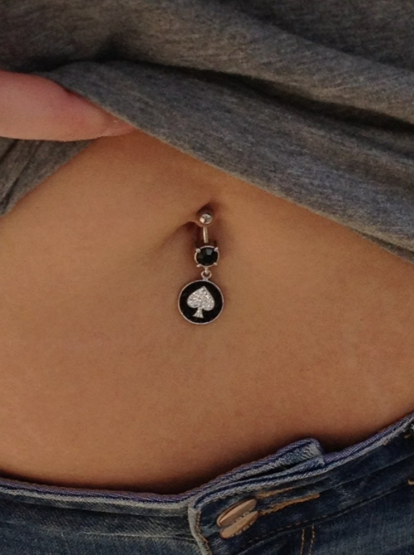 Piercing in the navel