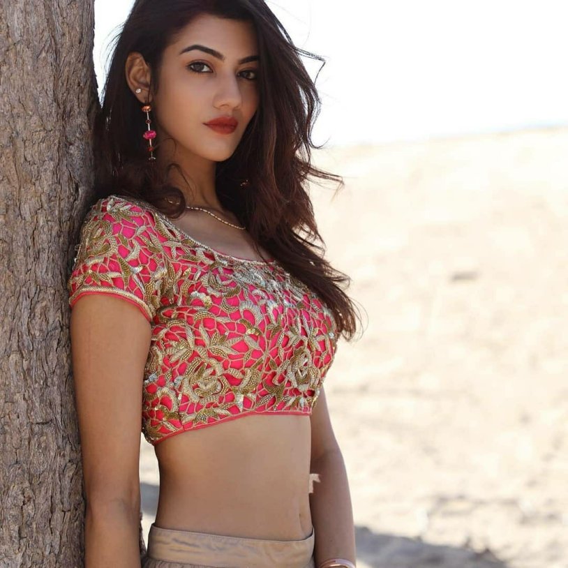 Sexy girls Pakistani