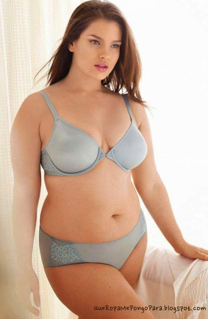 Tara Lynn Model Plus Saiz