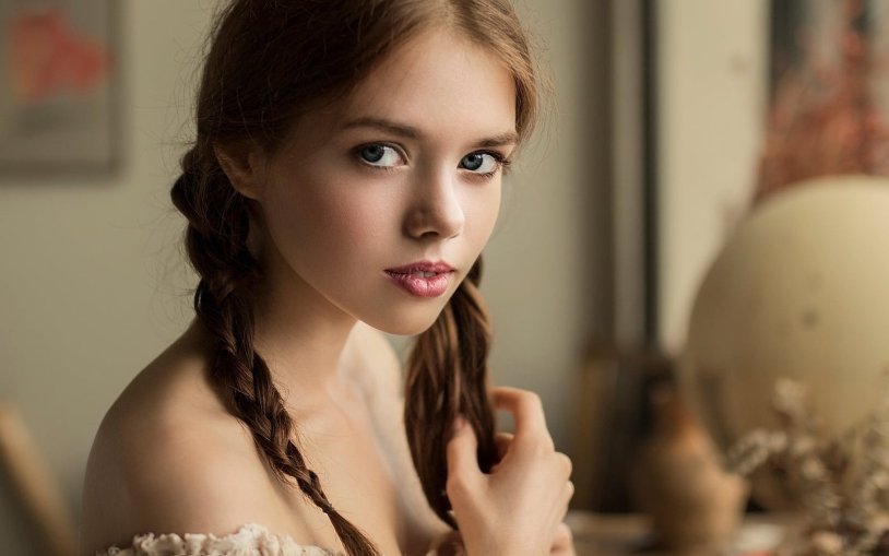 Vyacheslav Shcherbakov, model Kate Kostyanetskaya