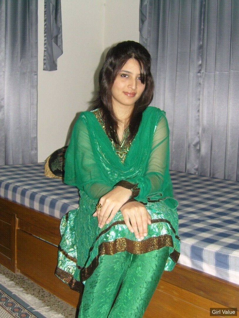 Pakistani Desi Women