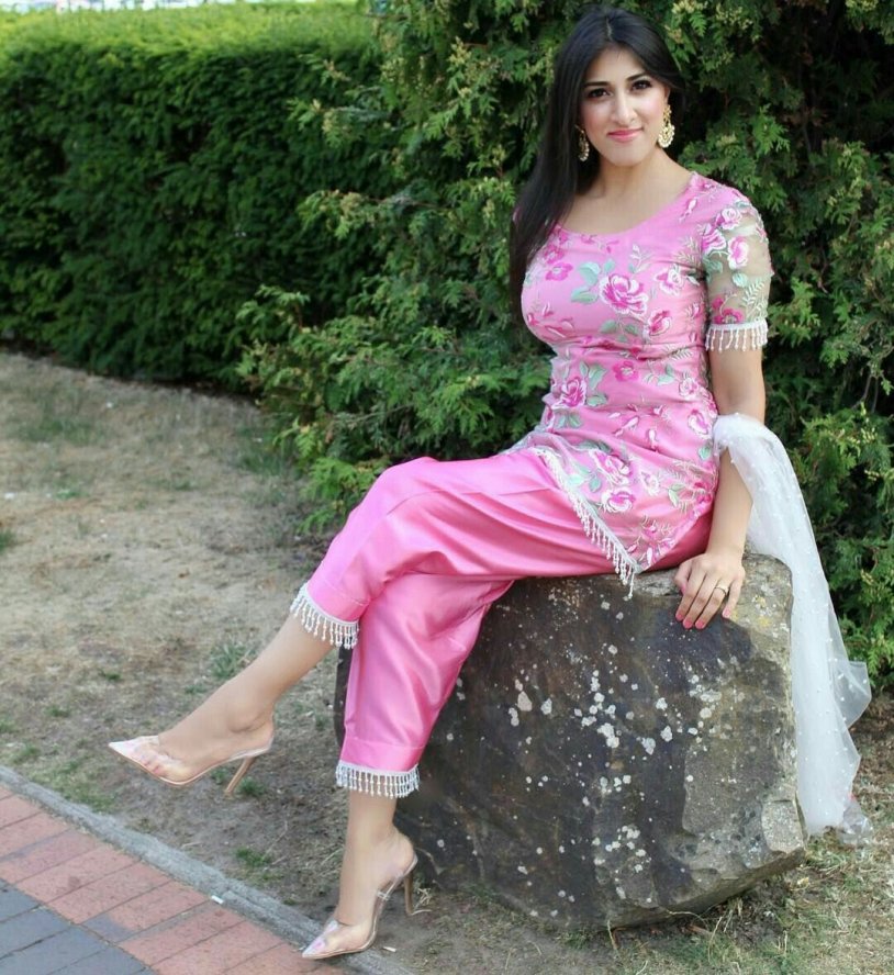 Tight Salwar Girl Paki