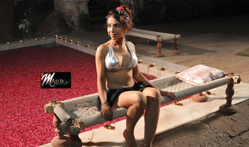 Sheena Parveen Bikini