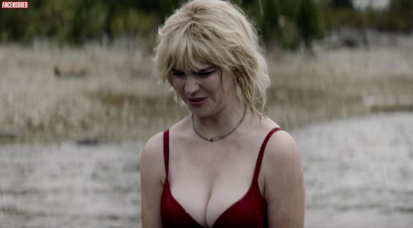 SOPHIE THATCher YellowJackets