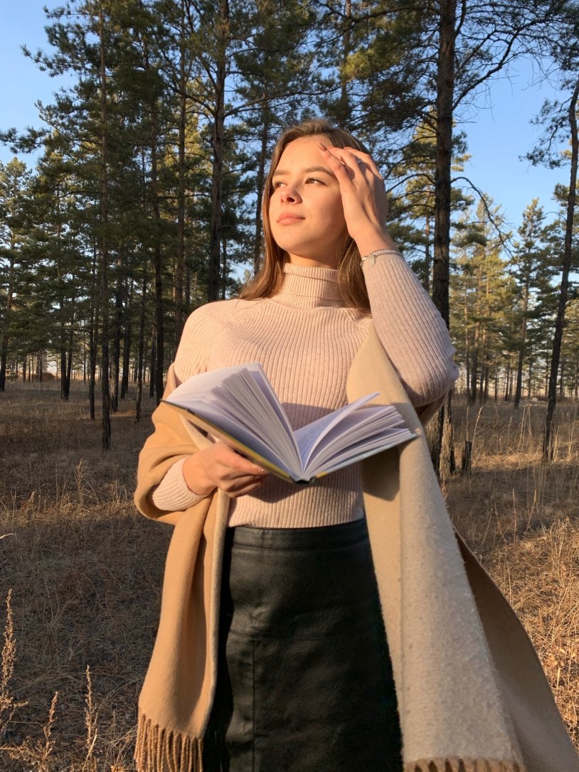 Photoshoot with books