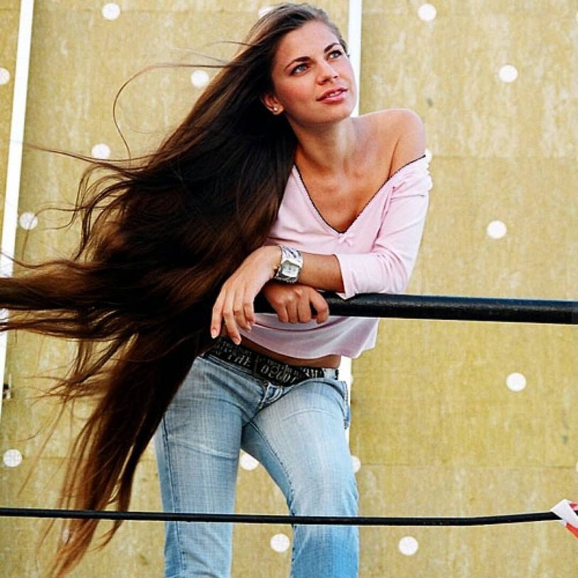 Girls with very long hair