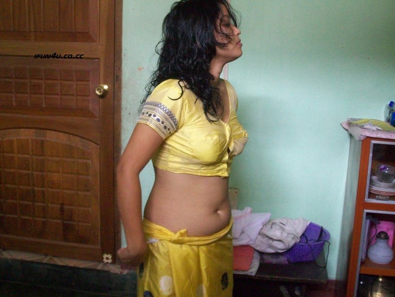 Desi Village Bhabhi Hot