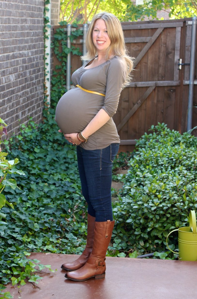 Pregnant women with big breasts