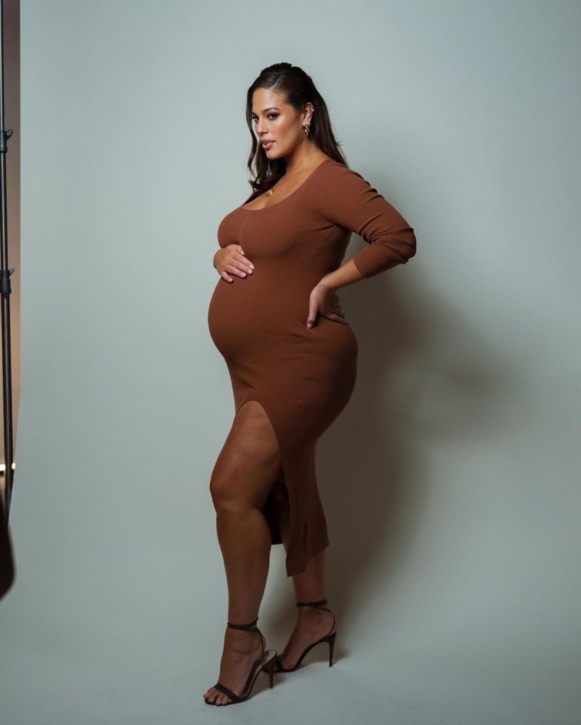 Pregnant Ashley Graham