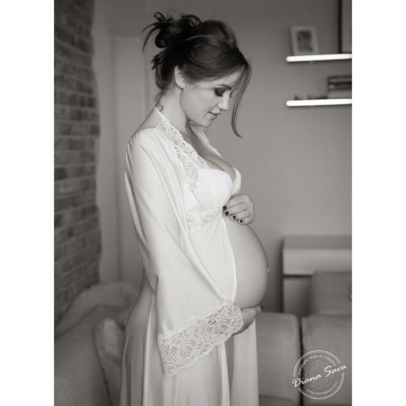 Photos of naked pregnant women