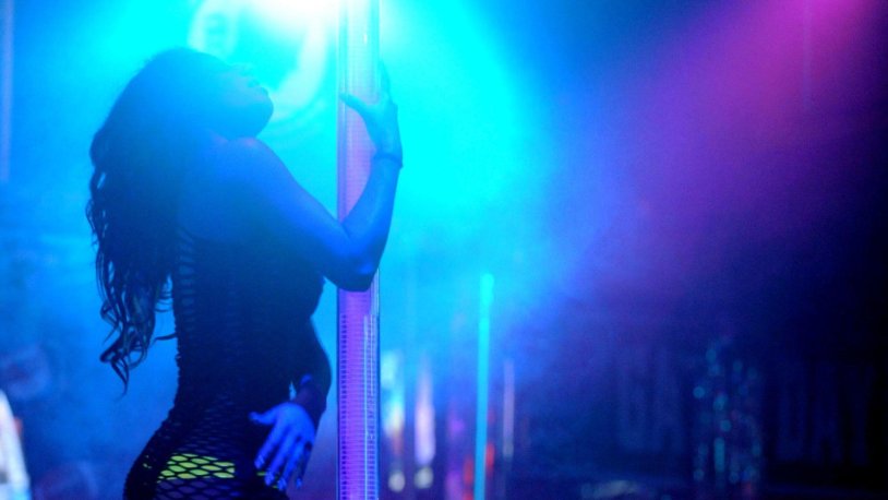 Misty Knight in the club