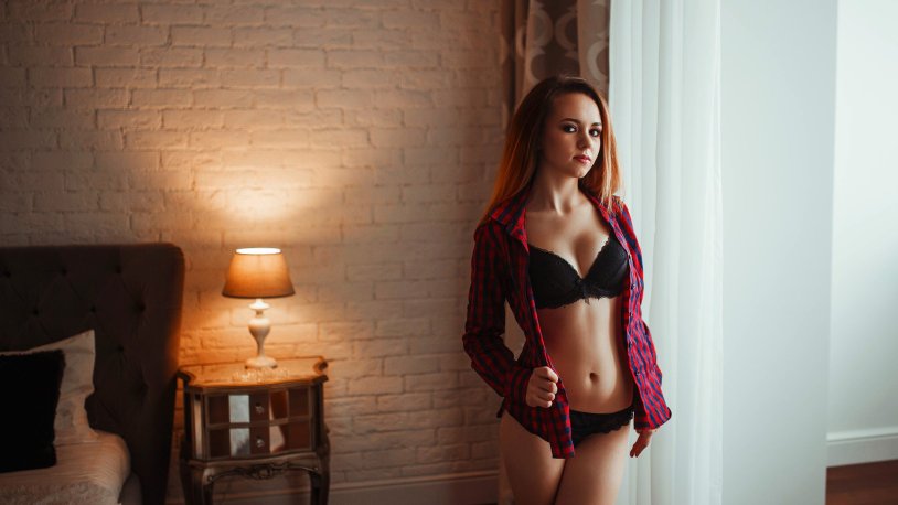 Valentina Yelshanskaya in linen