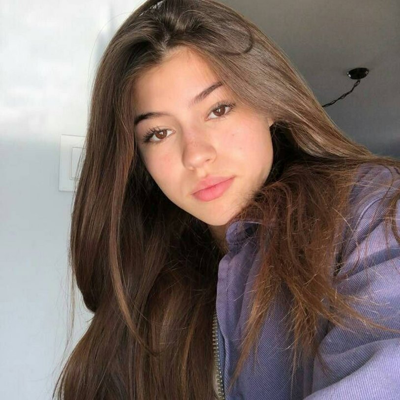 Ava Rose Tiktokoresh