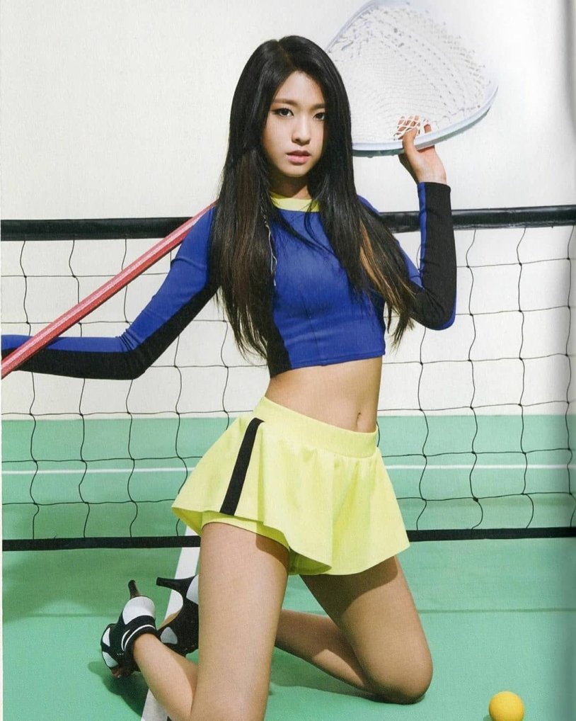 AOA Seolhyun figure