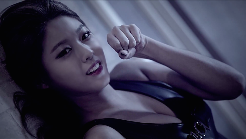 AOA Seolhyun Like a Cat