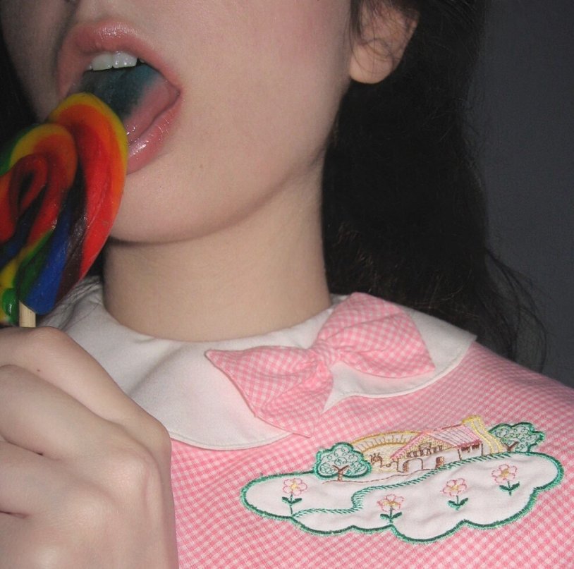 Molly non stop photo