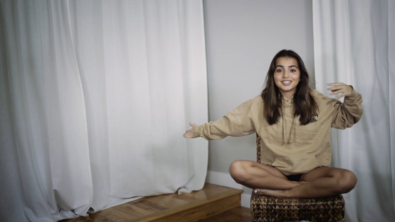 ISabela moner Dasha traveler