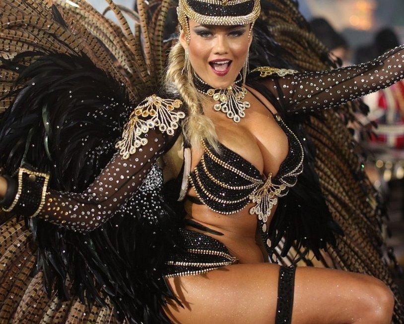 Brazilian carnival Tarin Lopez